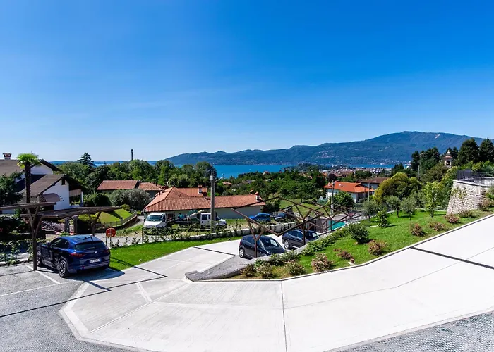 Oasi Giardino - Pool And View And Garden דירה